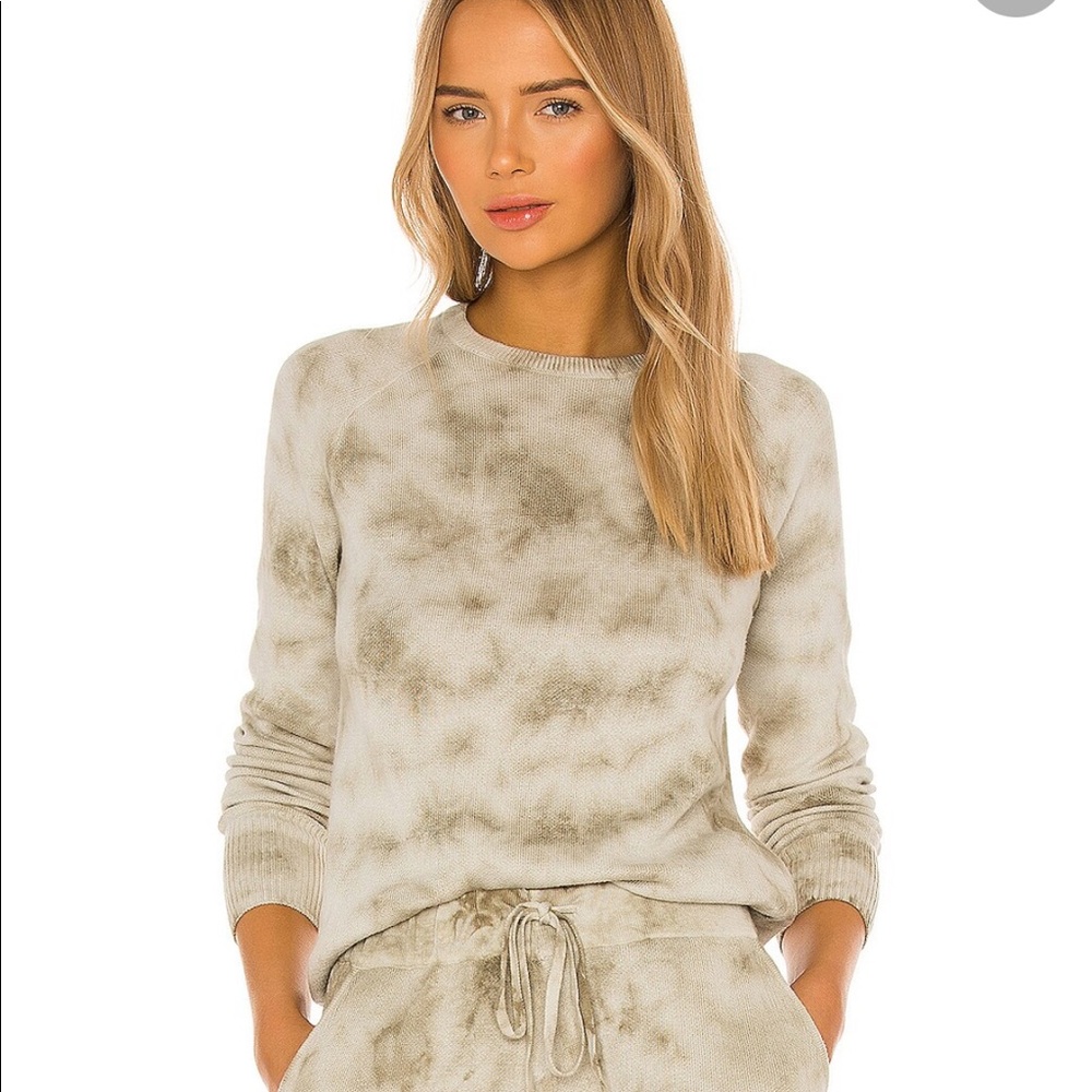 Sierra Pullover in Green Tie Dye
